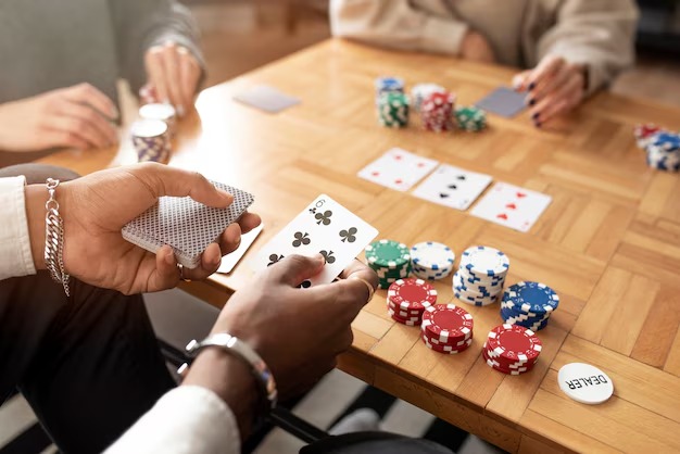 Bonanza Gold live dealer interacting with players during roulette game Bonanza Gold live dealer interacting with players during roulette game
