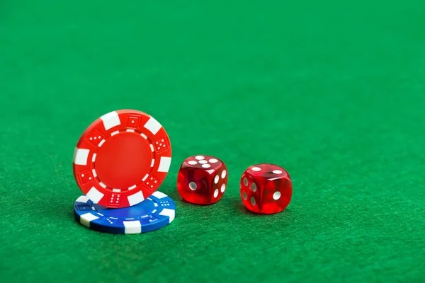 Live roulette wheel at Pretty Gaming studio with dealer and betting layout visible on padangtoto apk interface